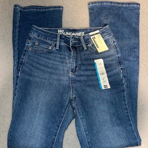 No Boundaries Women's Boot Cut Blue Jeans